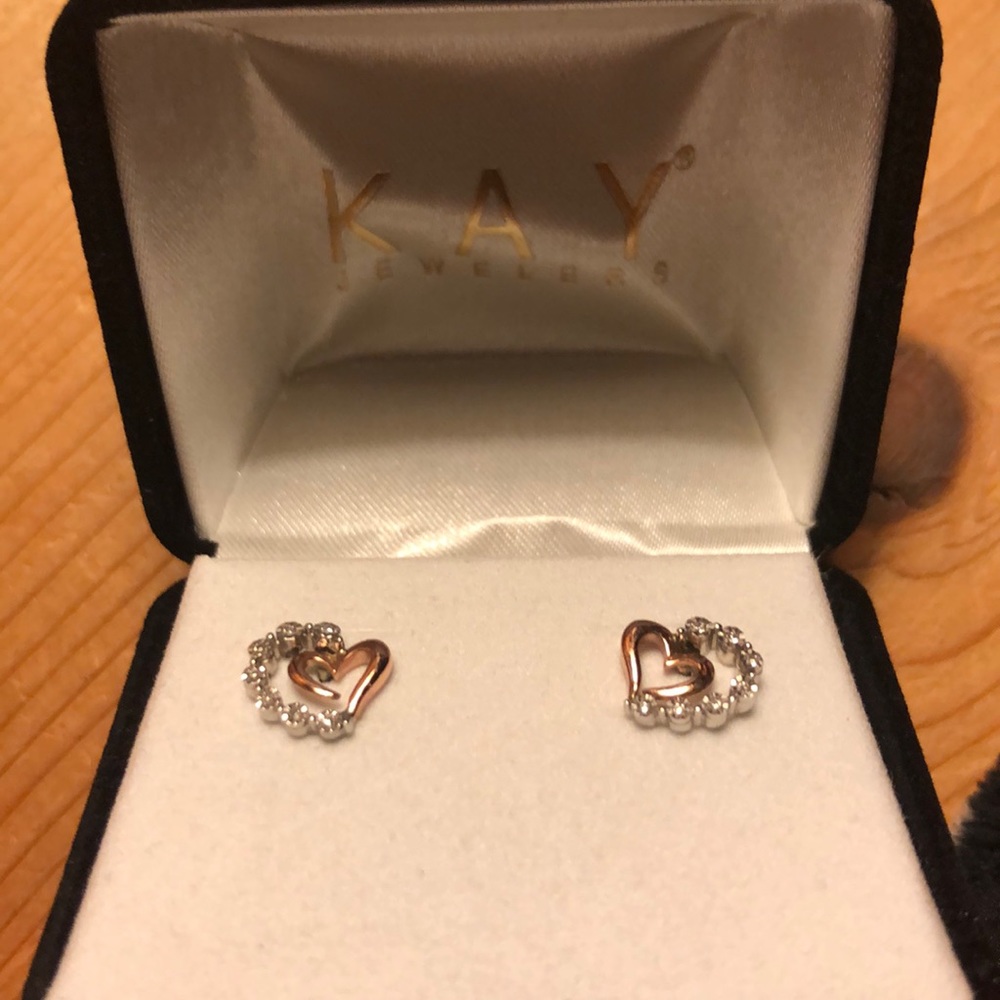 Kay heart earrings